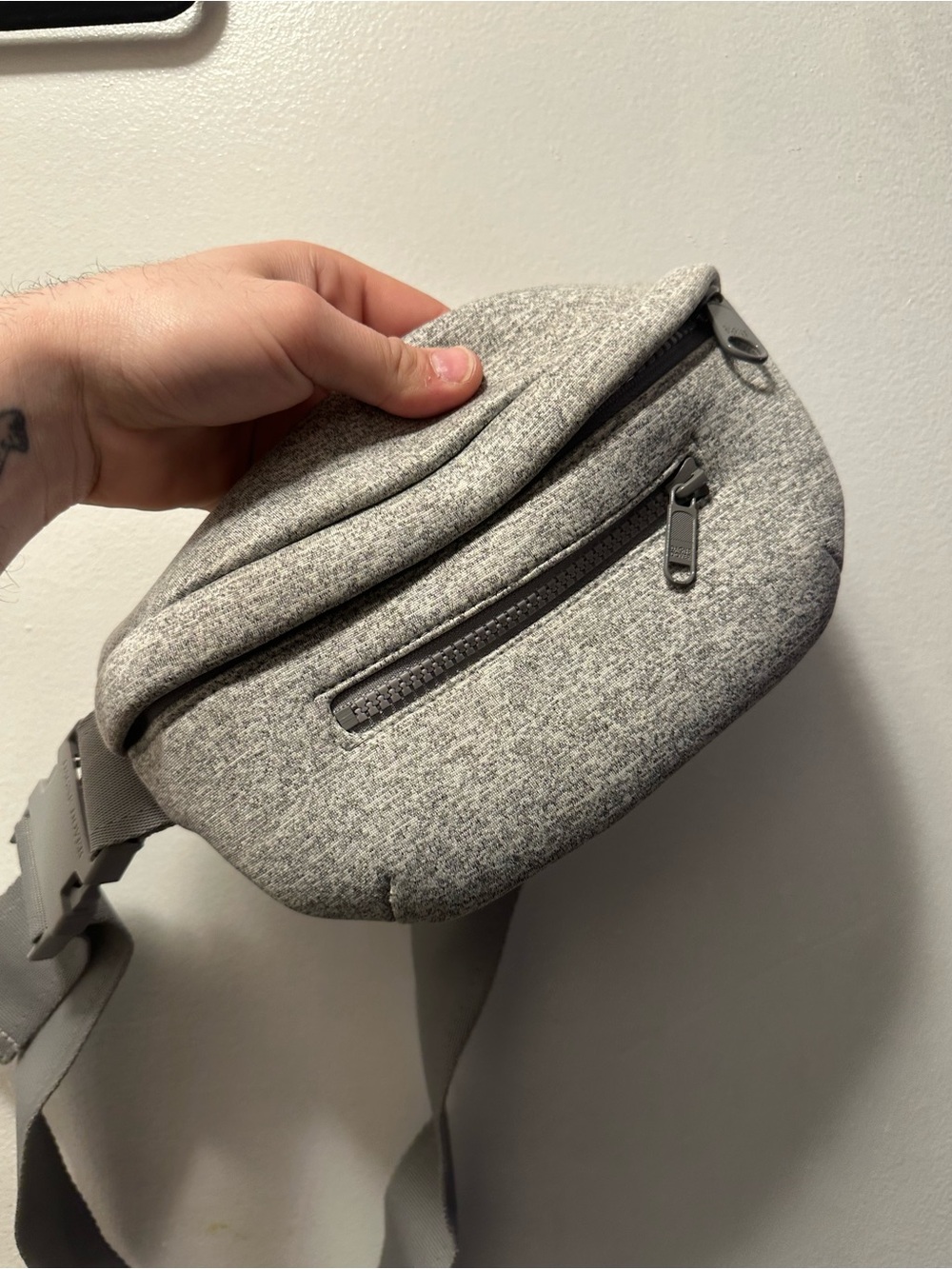 Dagne Dover Gray Neoprene Belt Bag / Fanny Pack Crossbody